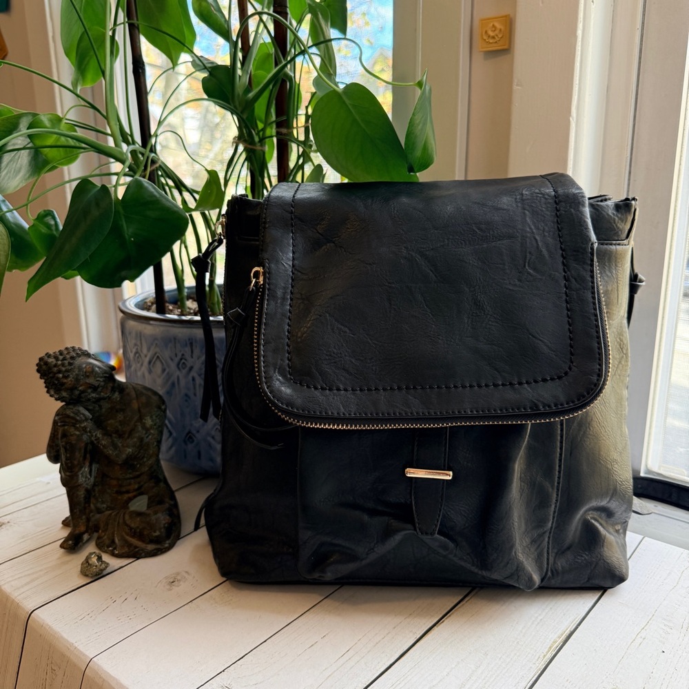 Urban Expressions | Black Vegan Leather Backpack